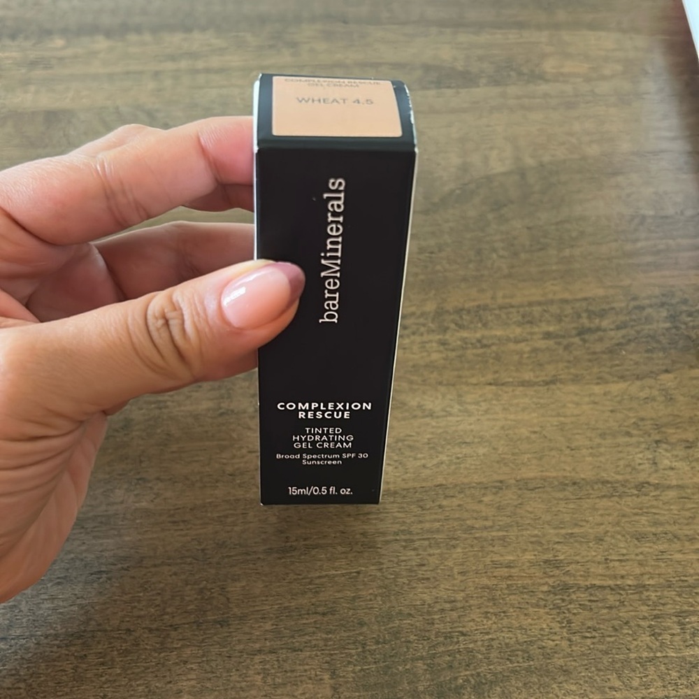 NEW bareMinerals Complexion Rescue Tinted Moisturizer 0.5 oz SPF 30 WHEAT 4.5 - Picture 3 of 4